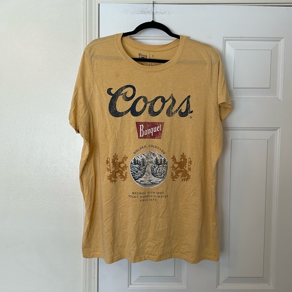 Coors Banquet Beer Unisex Beige T-shirt - Size XL